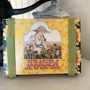 Mary Engelbreit Leaf and Flower press